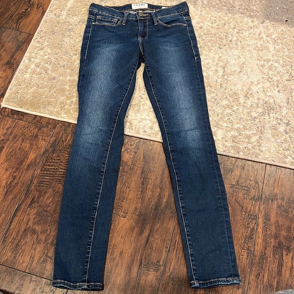 Frame le Skinny de Jeanne jeans size 25 in EUC‎ mid rise dark wash